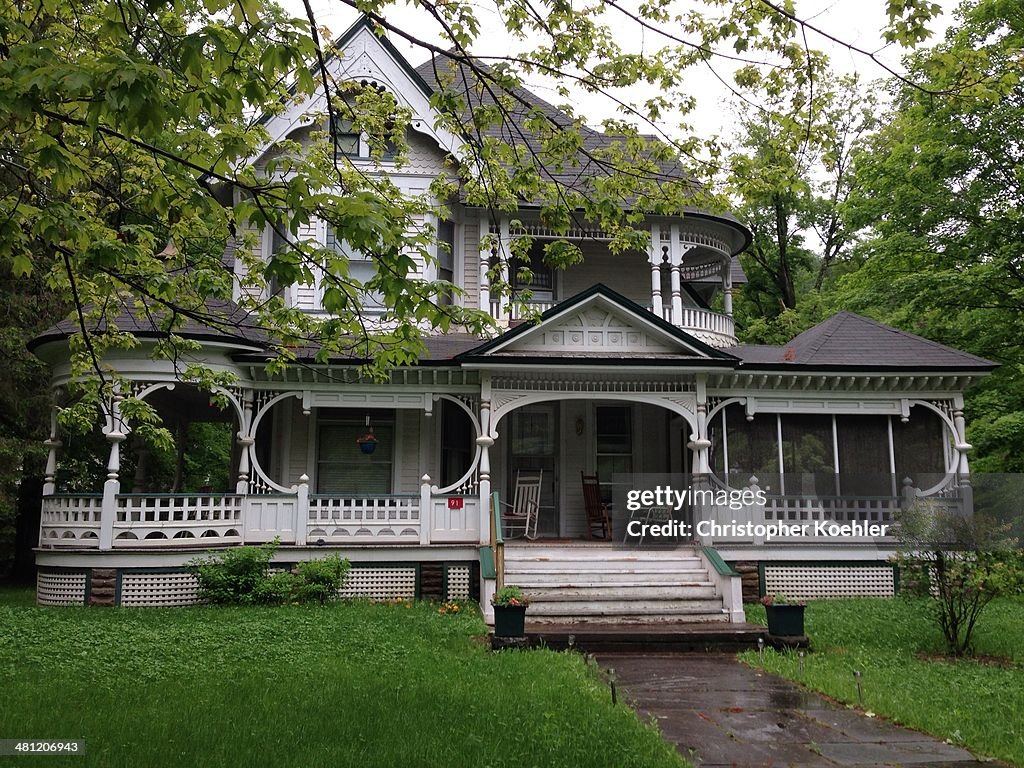 American Suburban Houses