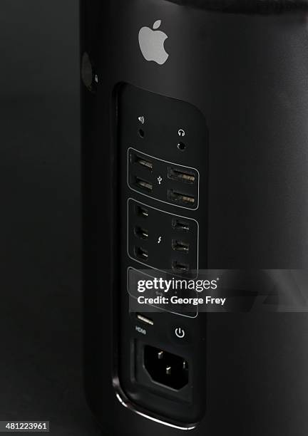 Apple Struggles To Keep Up With Demand For Its Mac Pro Cylinder Photos ...
