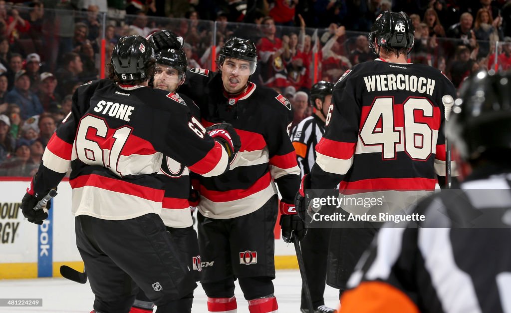 Chicago Blackhawks v Ottawa Senators