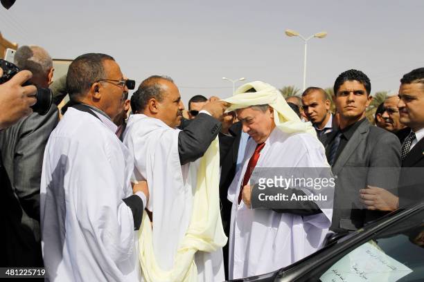 Algerian presidential candidate and former Prime Minister Ali Benflis arrives for an election campaign rally on March 28, 2014 in Ghardaia, Algeria....