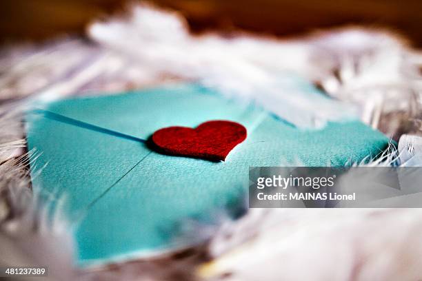 sweet heart letter - love letter stock-fotos und bilder