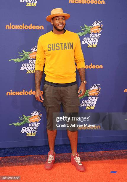 Player Carmelo Anthony arrives at the Nickelodeon Kids' Choice Sports Awards 2015 at UCLA's Pauley Pavilion on July 16, 2015 in Westwood, California.