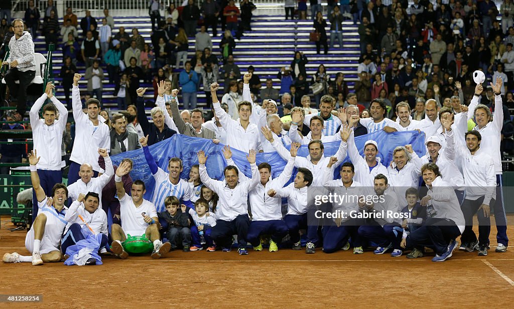 Argentina v Serbia - Davis Cup 2015 Day 2