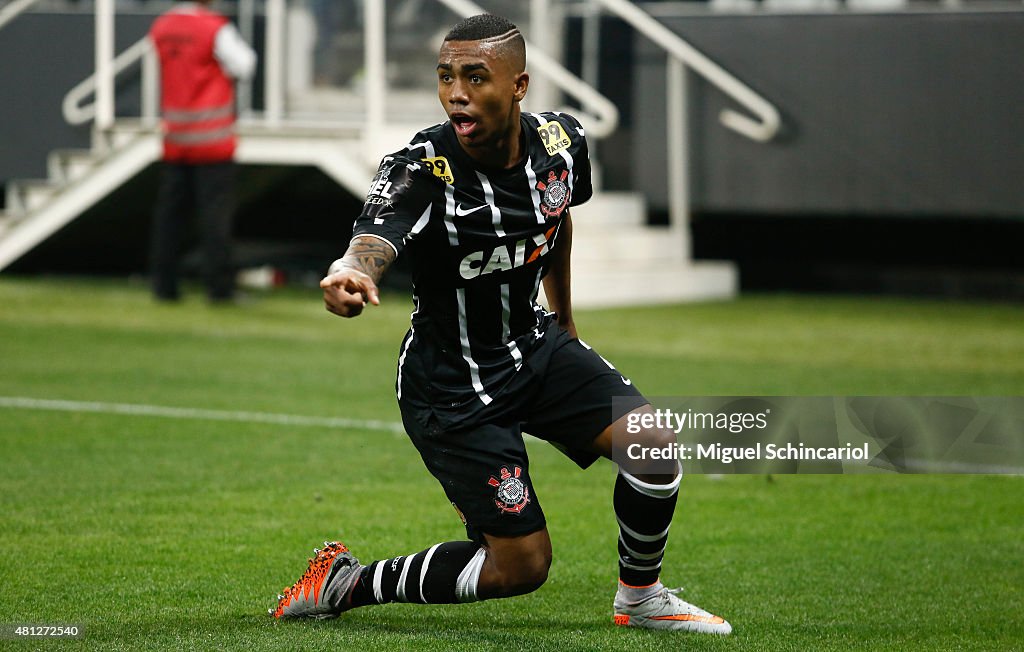 Corinthians v Atletico MG - Brasileirao Series A 2015