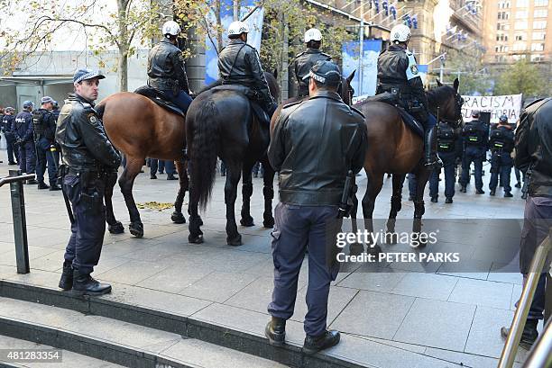 62 Nsw Police Mounted Unit Stock Photos, High-Res Pictures, and Images ...