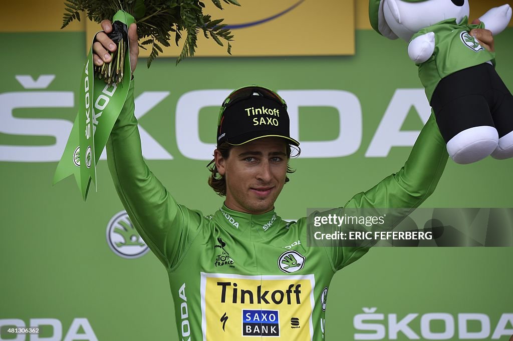 CYCLING-FRA-TDF2015-PODIUM