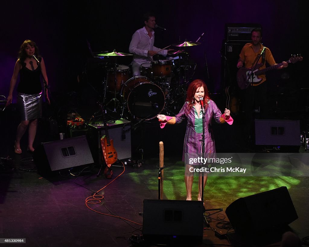 Kate Pierson In Concert - Athens, GA