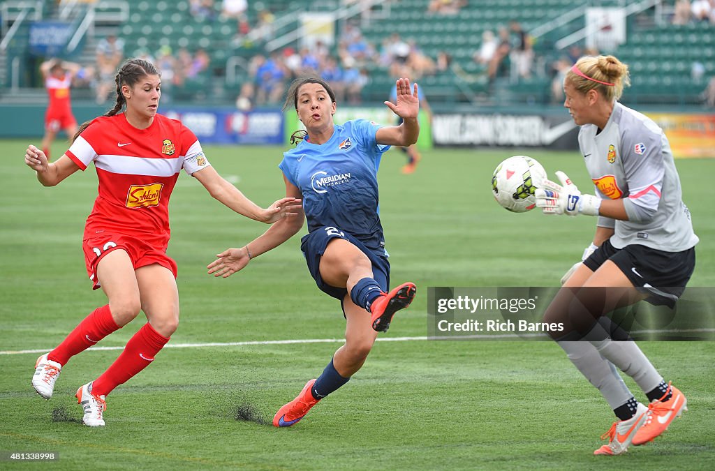 Sky Blue FC v Western New York Flash