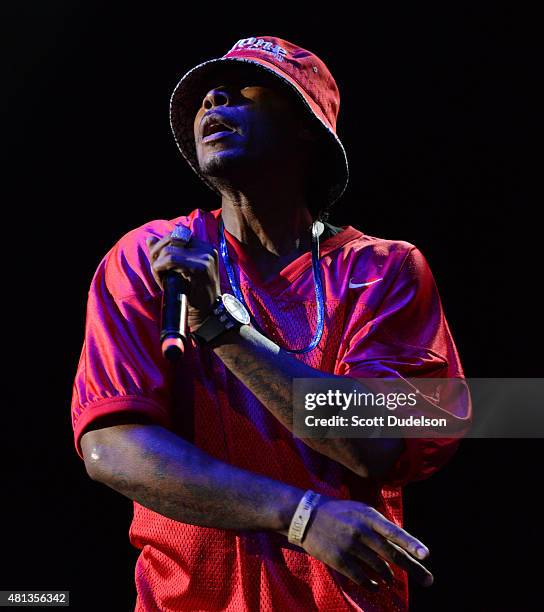 Fleshbone Rapper 87 Rapper Flesh N Bone Stock Photos, High-Res Pictures, and Images ...