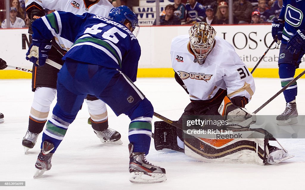 Anaheim Ducks v Vancouver Canucks