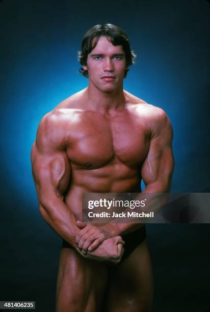 Professional bodybuilder Arnold Schwarzenegger posing at the top of his form in October 1976.