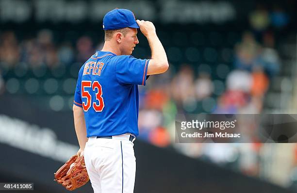 Jeremy Hefner of the New York Mets in action against the Chicago Cubs at Citi Field on June 16, 2013 in the Flushing neighborhood of the Queens...