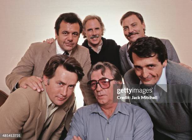 Film director Jason Miller with the cast of 'That Championship Season', Robert Mitchum, Martin Sheen, Bruce Dern, Stacy Keach and Paul Sorvino,...