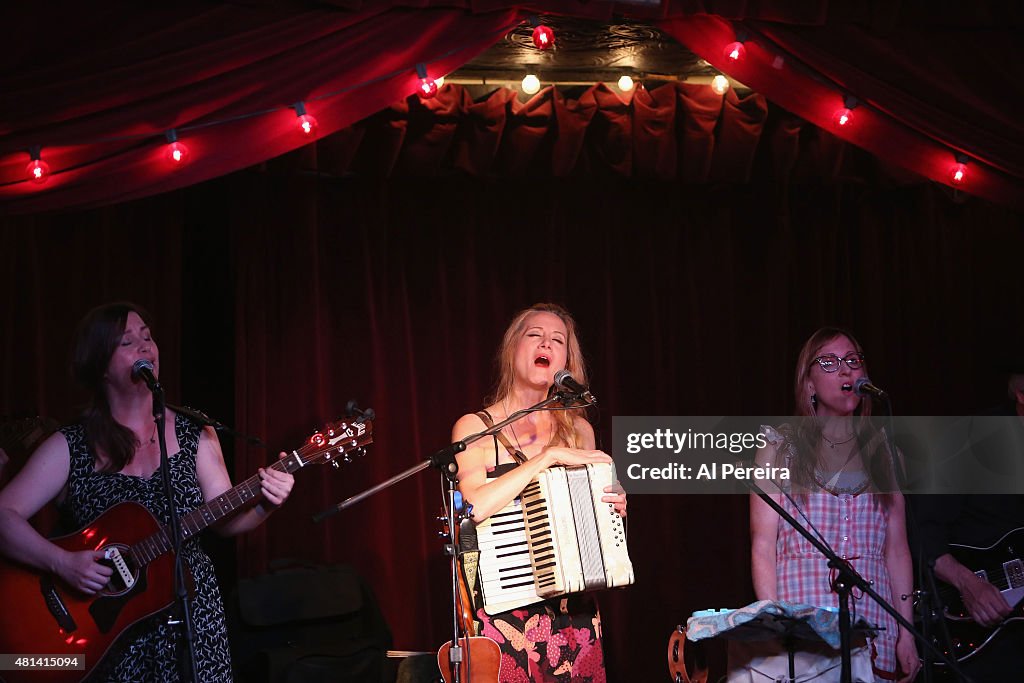Bobtown Perform At Jalopy Theatre In Red Hook, Brooklyn