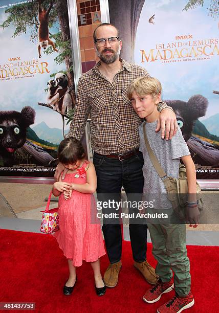 Actor Jason Lee and his Family attend the premiere of "Island Of Lemurs: Madagascar" at California Science Center on March 29, 2014 in Los Angeles,...
