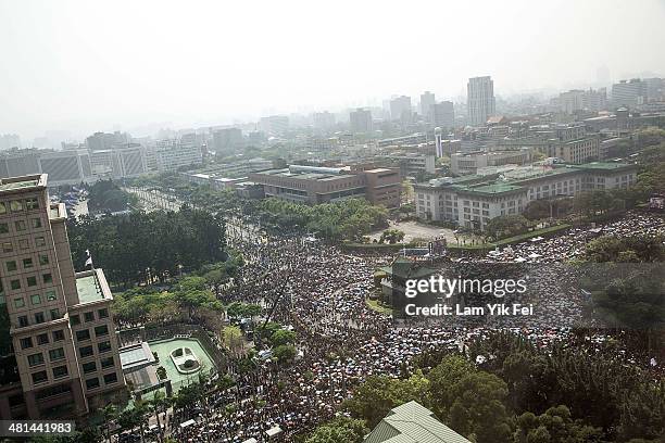 Ten of thousand protesters attend the rally called by the student groups occupying the Legislature Yuan on March 30, 2014 in Taipei, Taiwan....