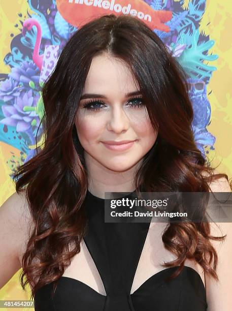 Acacia Brinley Photos and Premium High Res Pictures - Getty Images