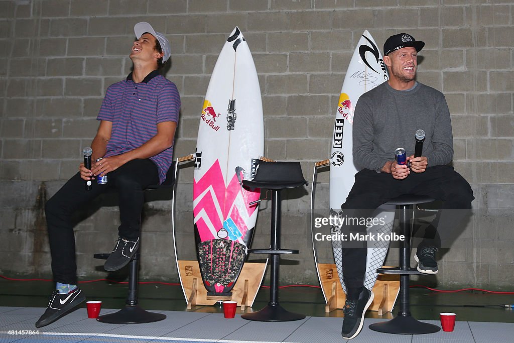 Mick Fanning Arrives In Australia After Shark Attack