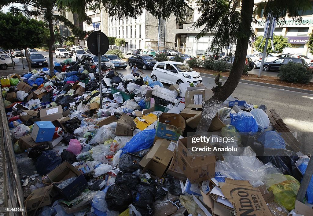 Garbage collection halted in Beirut