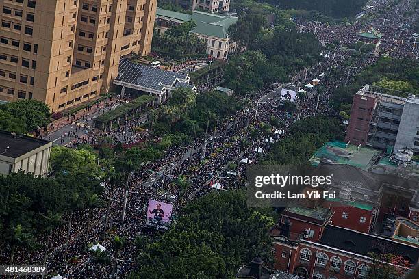 Over two hundred thousand protesters rally on March 30, 2014 in Taipei, Taiwan. Taiwanese student protesters opposing the contentious cross-strait...