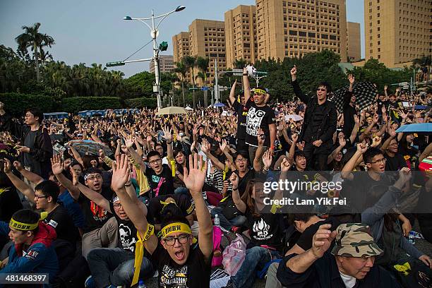 Over two hundred thousand protesters rally on March 30, 2014 in Taipei, Taiwan. Taiwanese student protesters opposing the contentious cross-strait...