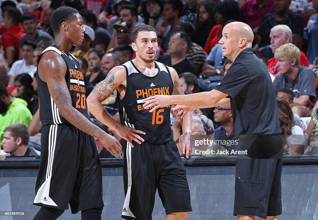 Phoenix Suns v San Antonio Spurs