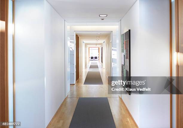 corridor at luxury office building - college corridor stock pictures, royalty-free photos & images