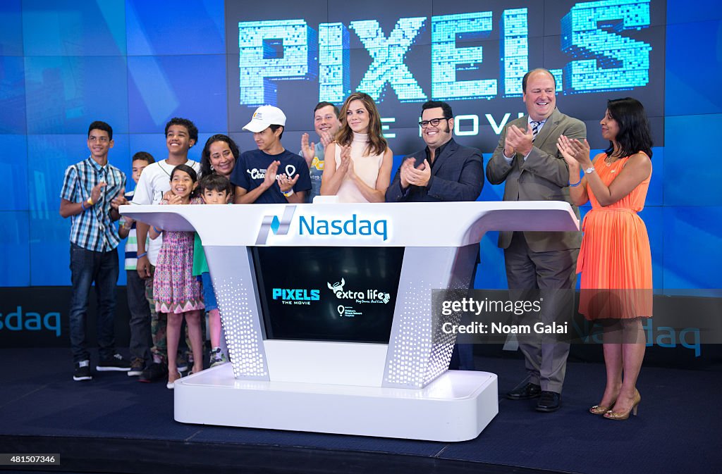 Sony Pictures' "Pixels" Visits NASDAQ MarketSite