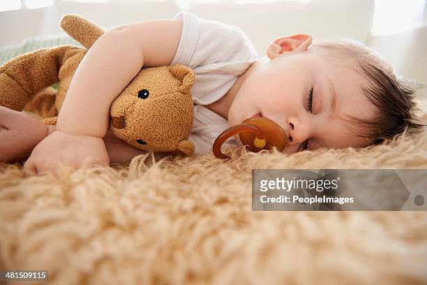 favorite schlummern ort - baby sleep stock-fotos und bilder