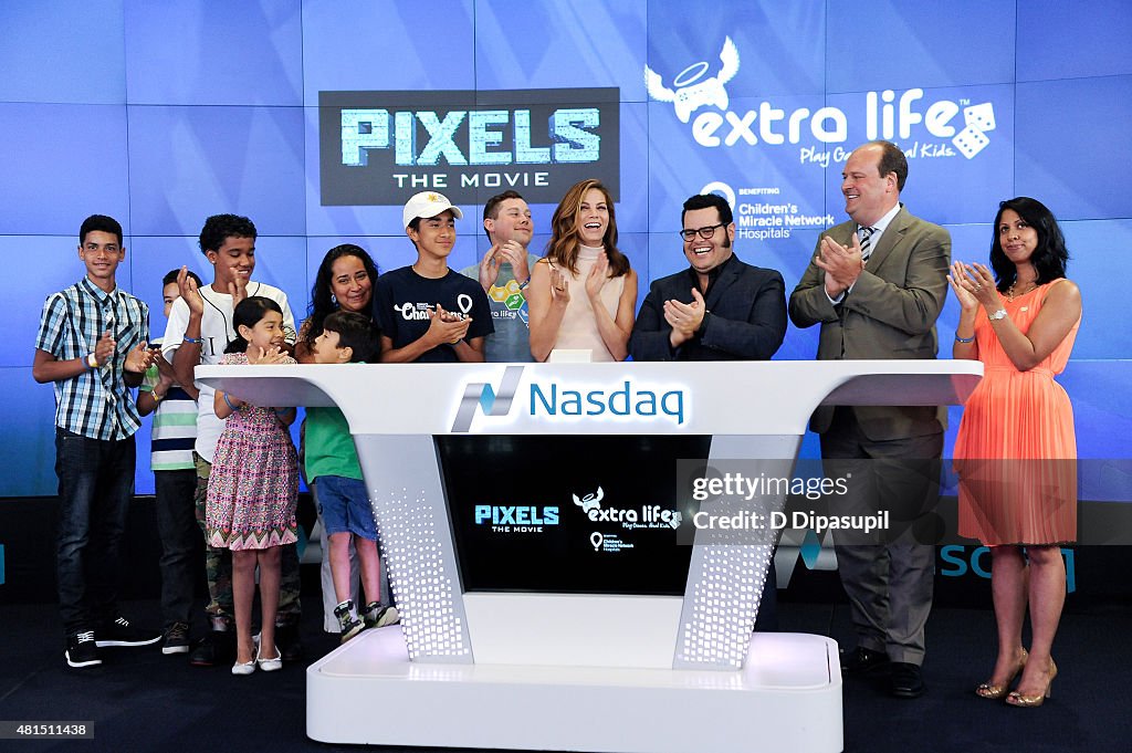 Sony Pictures' "Pixels" Visits NASDAQ MarketSite