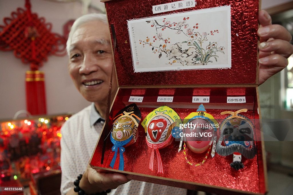 77-year-old Man Paints Peking Opera Masks On Eggs In Shanghai
