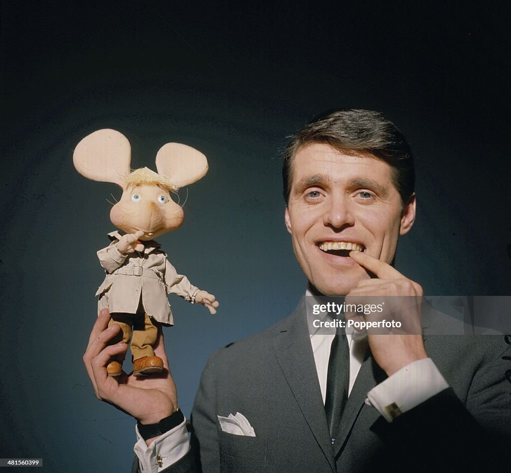 Ronnie Carroll And Topo Gigio