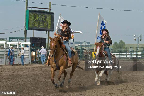 Past 101 Ranch Rodeo Queens Rodeo Queens Photos and Premium High Res Pictures - Getty Images
