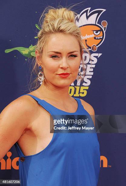 Alpine ski racer Lindsey Vonn arrives at the Nickelodeon Kids' Choice Sports Awards 2015 at UCLA's Pauley Pavilion on July 16, 2015 in Westwood,...