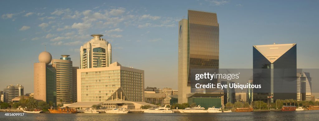 Dubai, Architecture along the Creek