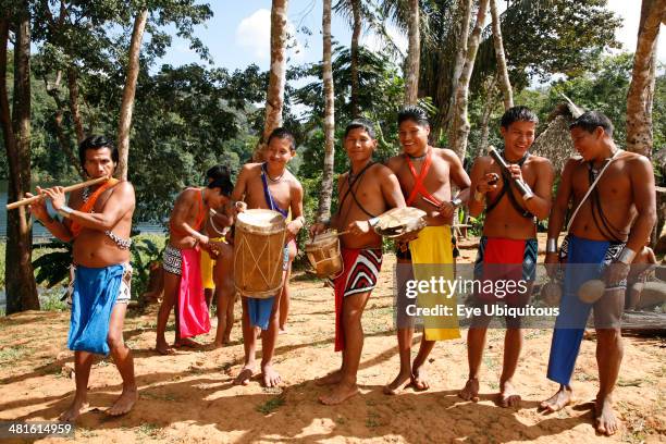Embera Instruments 1,320 Embera Indian Stock Photos, High-Res Pictures, and Images - Getty ...