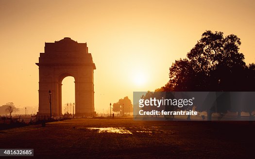 nombre Banco de iglesia navegador 13.727 fotos e imágenes de New Delhi India Gate - Getty Images