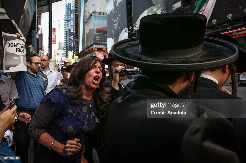 Protest in New York against nuclear deal with Iran