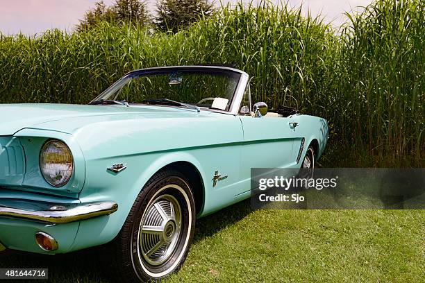 ford mustang convertible classic car - mustang stock pictures, royalty-free photos & images