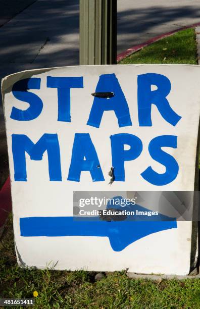 See Map Sign Hollywood Star Maps Fotografías e imágenes de stock - Getty Images