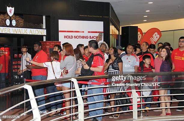 Liverpool FC fans gather for the arrival of Dietmar Hamann at the official Liverpool FC boutique in Lot 10 Mall on July 23, 2015 in Kuala Lumpur,...