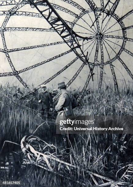 Zeppelin Frame 83 Framework Of Zeppelin Stock Photos, High-Res Pictures, and Images ...