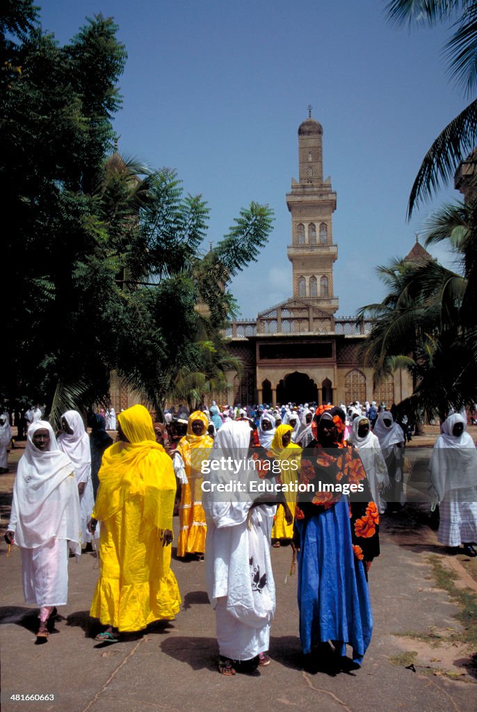 Muslim women coming from Friday prayers at the Grande Mosque in Odienne