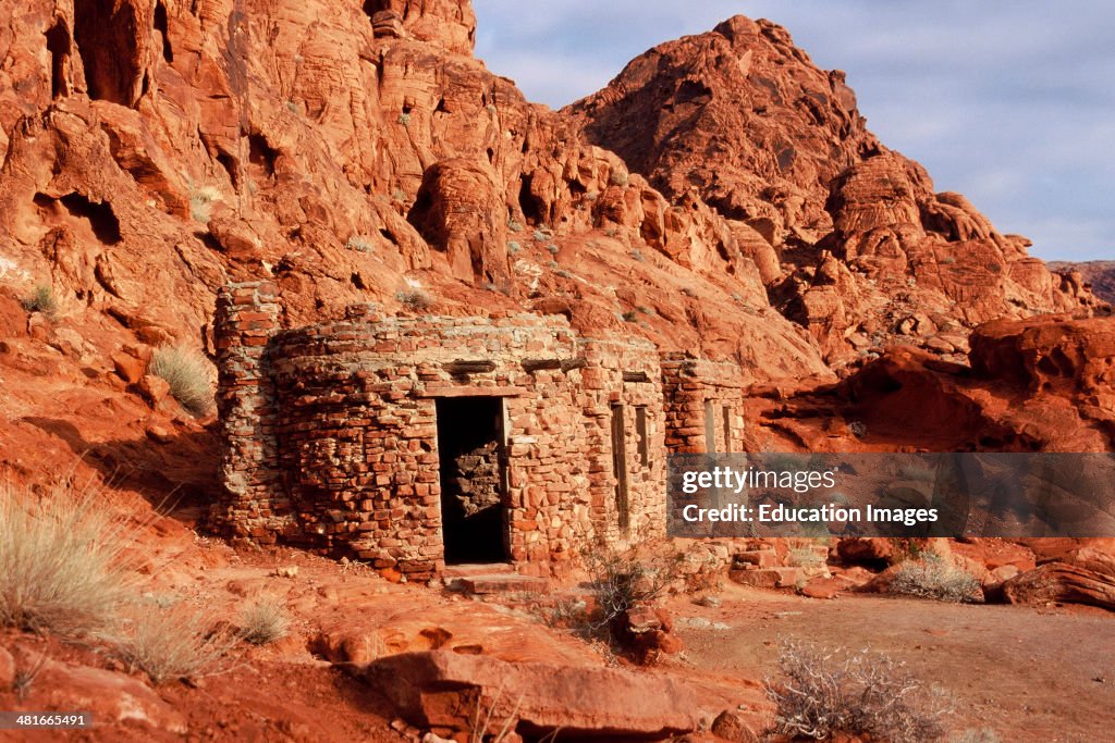 Nevada, Overton, Valley of Fire State Park, wind and water sculpted desert sandstones