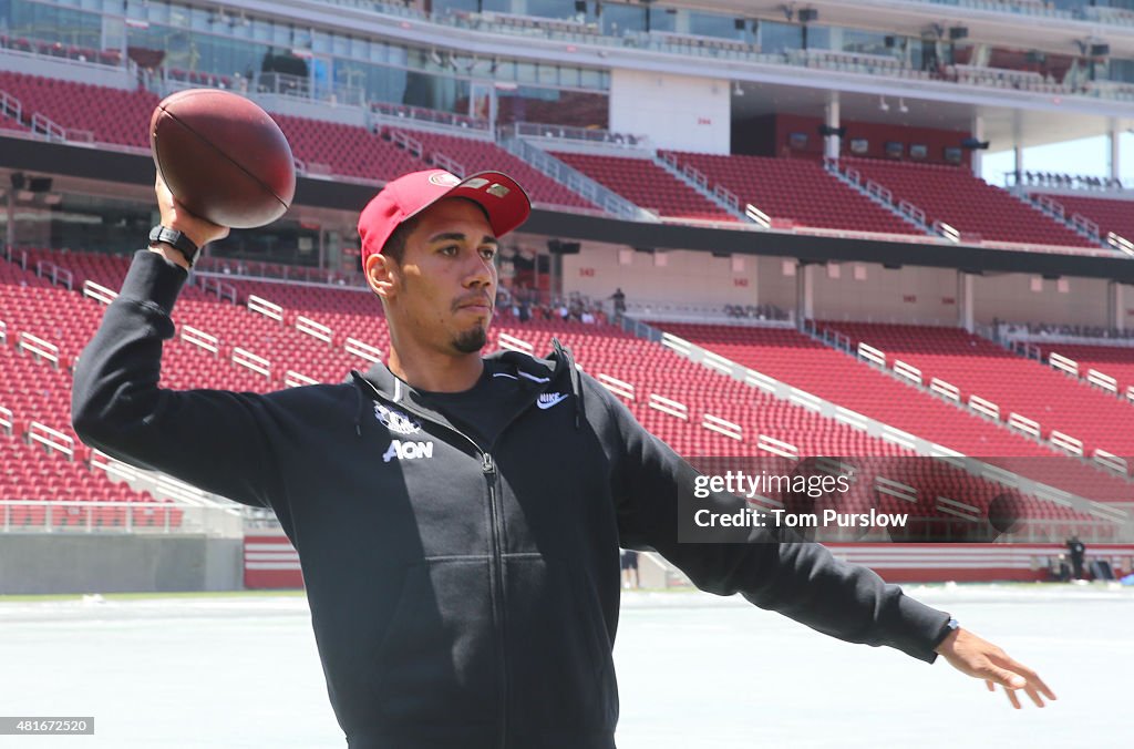 Manchester United Players Meet the San Francisco 49ers