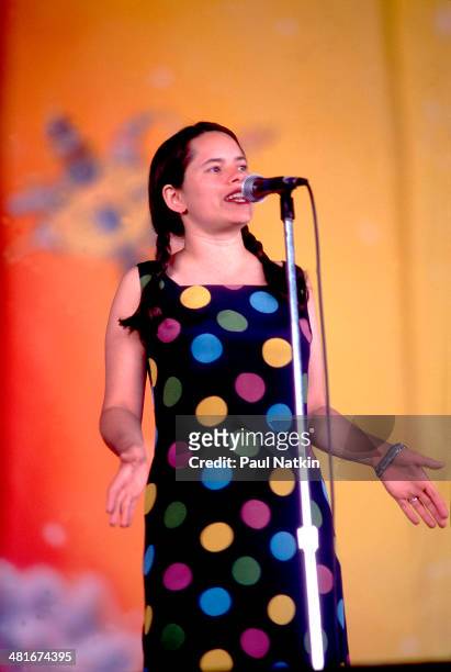 Musician Natalie Merchant performs onstage, Chicago, Illinois, June 27, 1996.