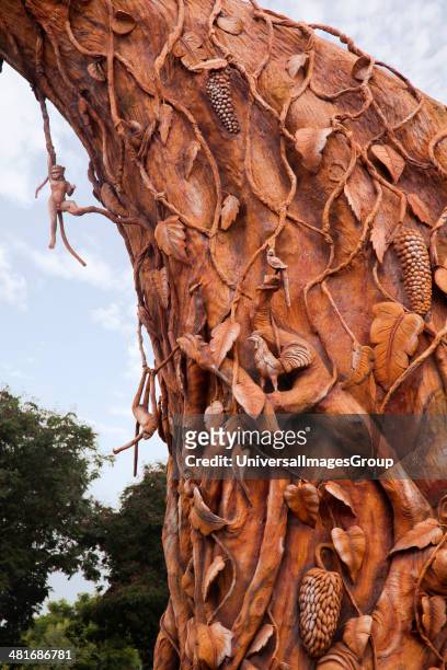 Archway carved with human sculptures at a park entrance, Kailasagiri Park, Visakhapatnam, Andhra Pradesh, India.