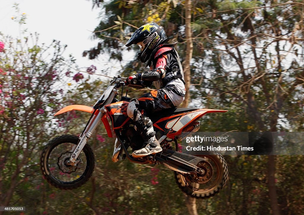 Dirt Biking Race In Mumbai