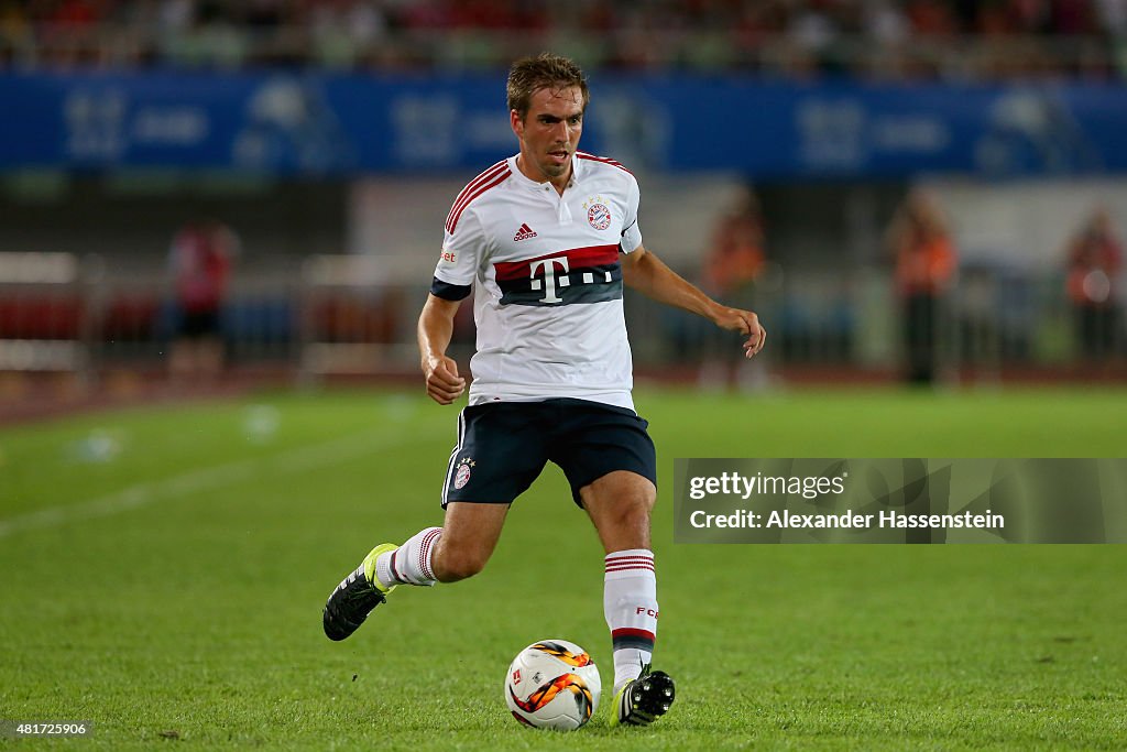 Guangzhou Evergrande v FC Bayern Muenchen  -  Friendly