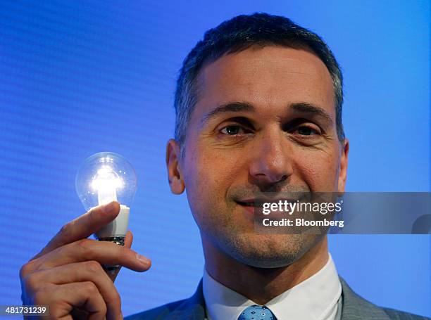Ceo Of Philips Lighting Rondolat Stock Photos, Pictures, Images - Getty Images